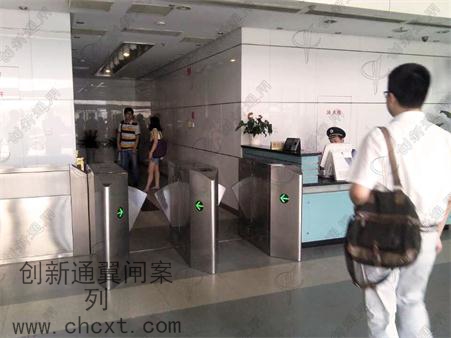 �Ͼ���B���lͨ������