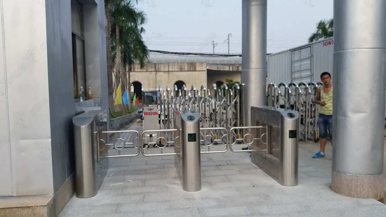 深圳市第二職業(yè)技術(shù)學(xué)校擺閘案例 深圳學(xué)校擺閘