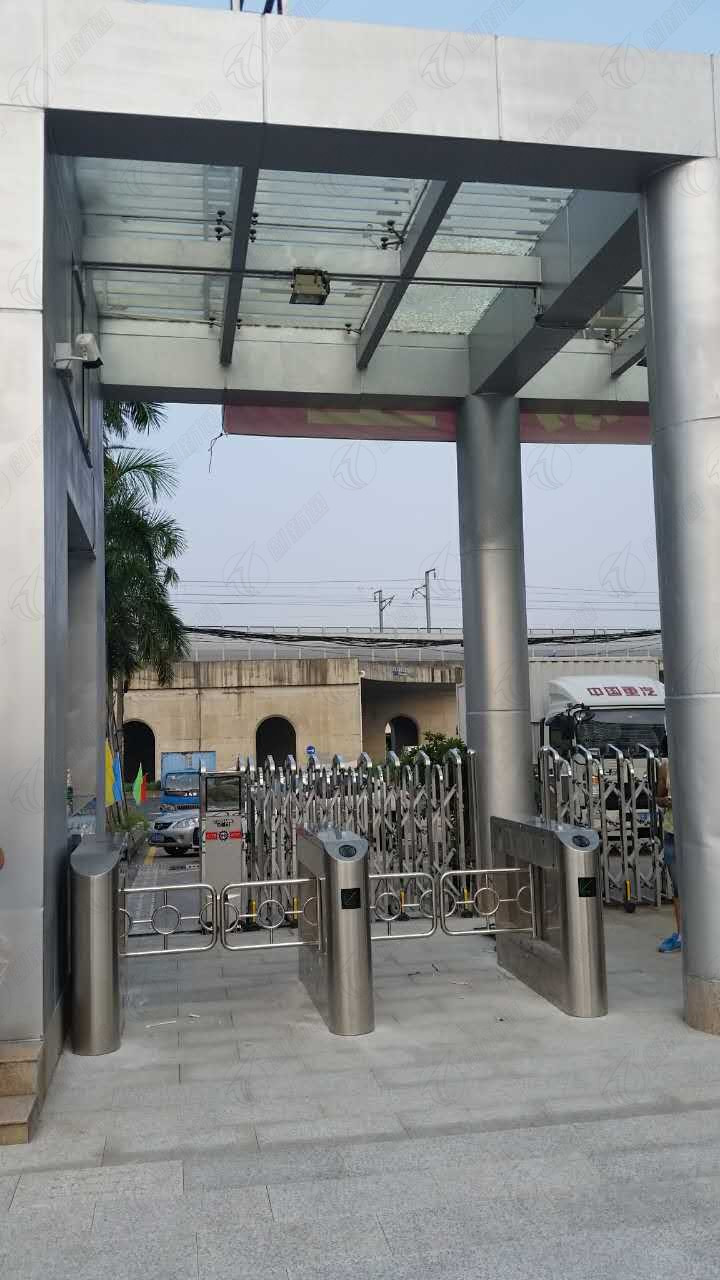 深圳市第二職業(yè)技術(shù)學(xué)校圓弧斜面擺閘 圓弧斜面擺閘案例圖