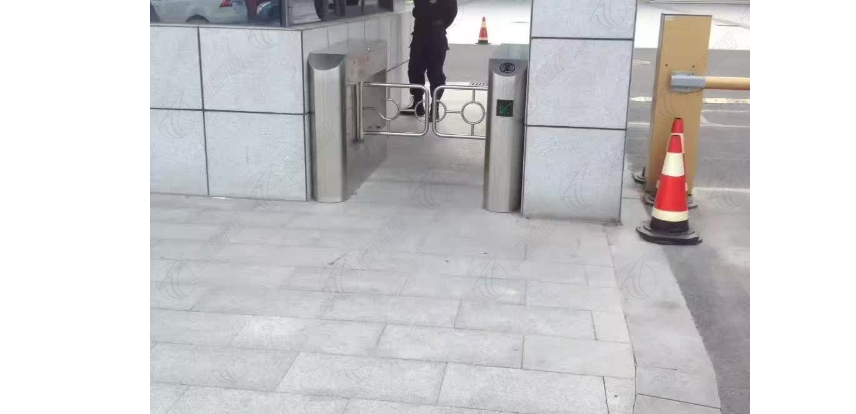 江蘇淮安新城區(qū)公安局尊貴擺閘項目