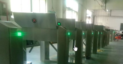 美國人不知道的防疫利器之一“創(chuàng)新通新型降疫人行閘機'